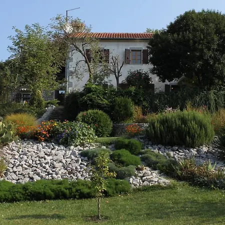 Family Friendly House With A Swimming Pool Rim, Istria - Sredisnja Istra - 7070 * Roč