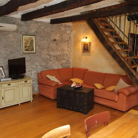 Family Friendly House With A Swimming Pool Rim, Istria - Sredisnja Istra - 7070 Holiday home Roc